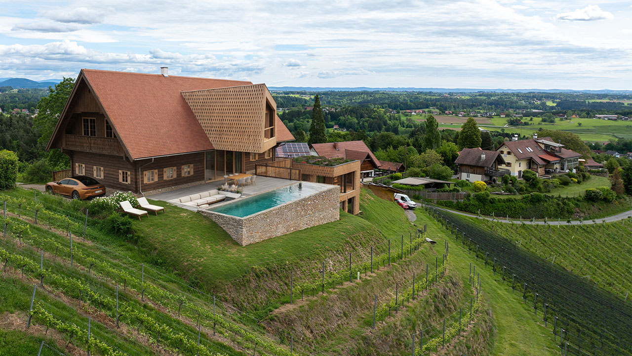 am-hochgrail-villa-mit-pool